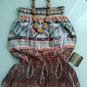 Strapless top